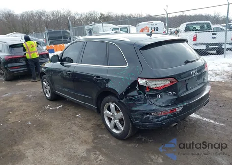 2010 Audi Q5 3.2 Premium из США, поврежденный, VIN WA1LKAFP2AA080098